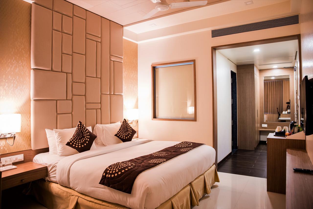 Hotel Grand Rio Nashik Εξωτερικό φωτογραφία