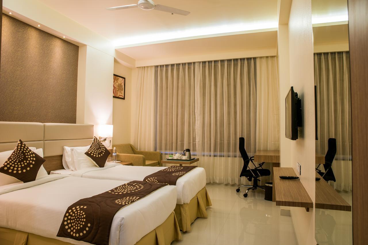 Hotel Grand Rio Nashik Εξωτερικό φωτογραφία