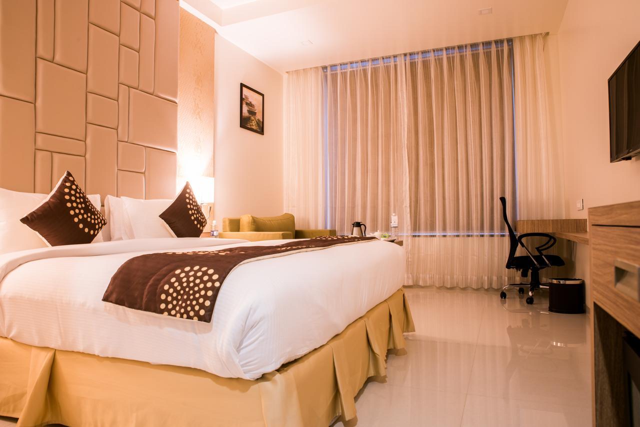 Hotel Grand Rio Nashik Εξωτερικό φωτογραφία